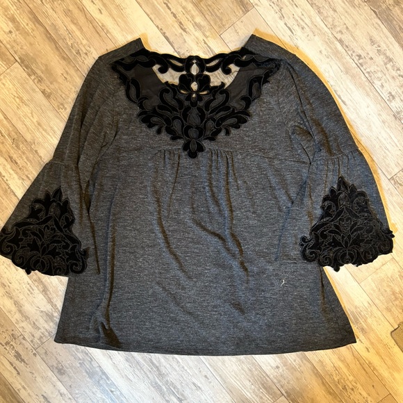 Maurices Gray Sweater With Bell Sleeves and Velvet Detailing - Picture 4 of 9